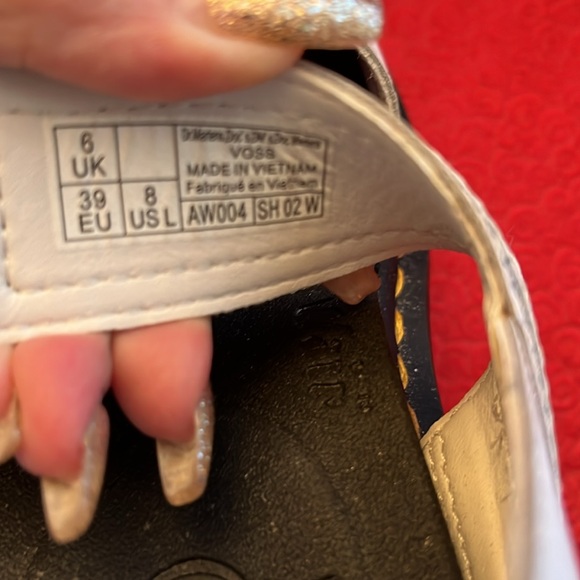 Doc Martens - Picture 9 of 12